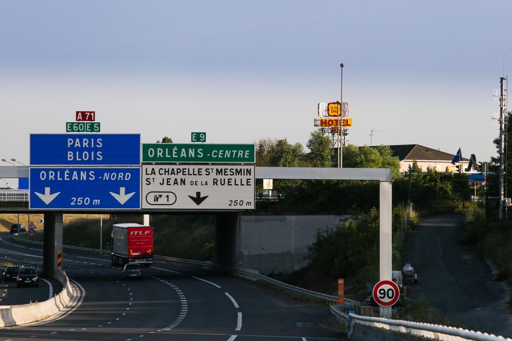 Kyriad Direct Orléans Ouest - La Chapelle Saint Mesmin