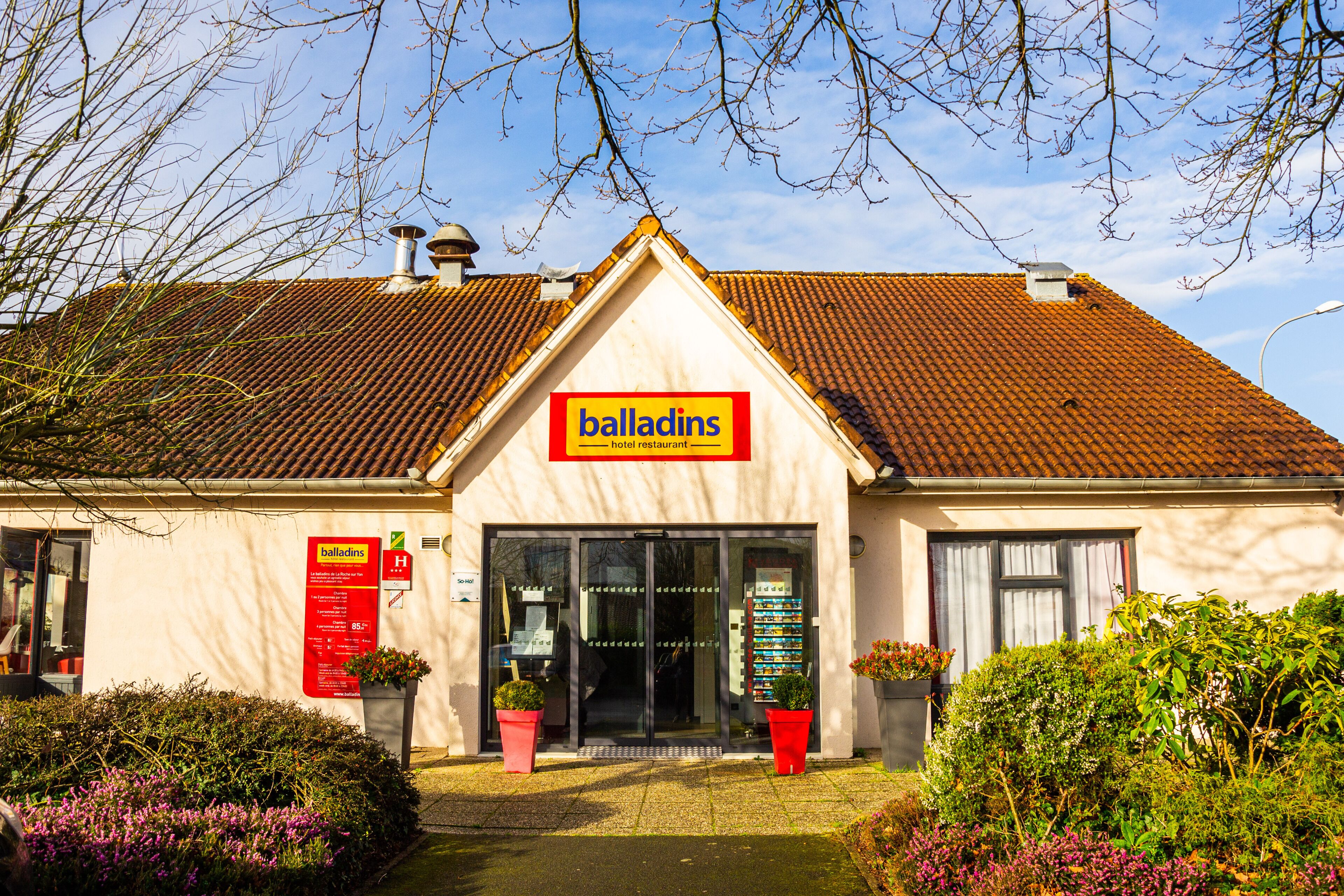 Hotel initial La Roche-sur-Yon  by balladins