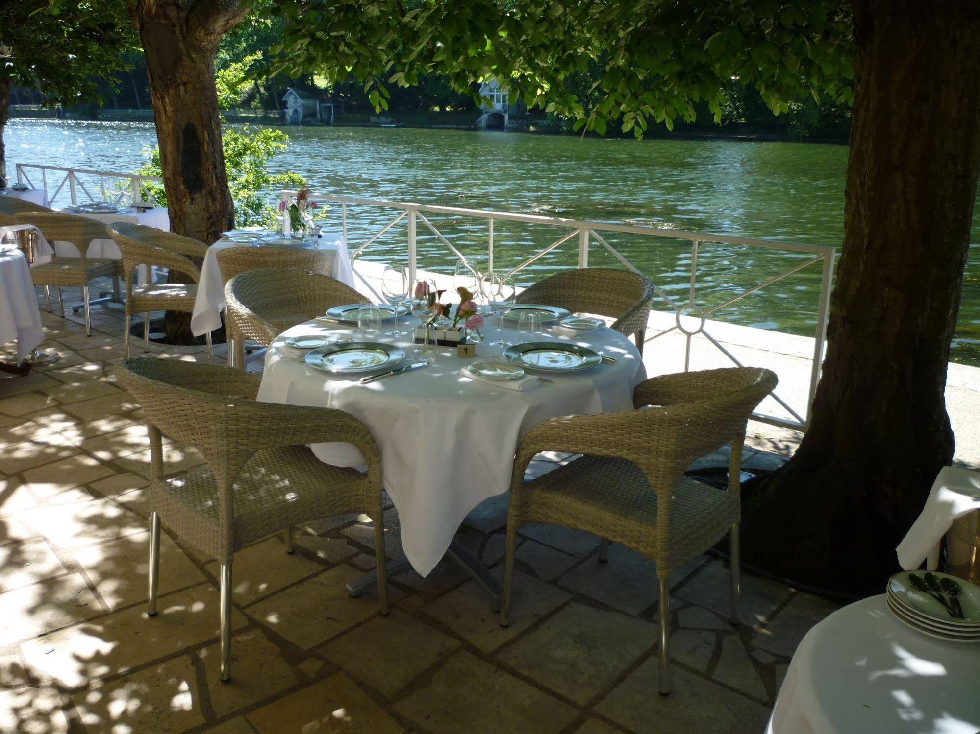 Le Rivage