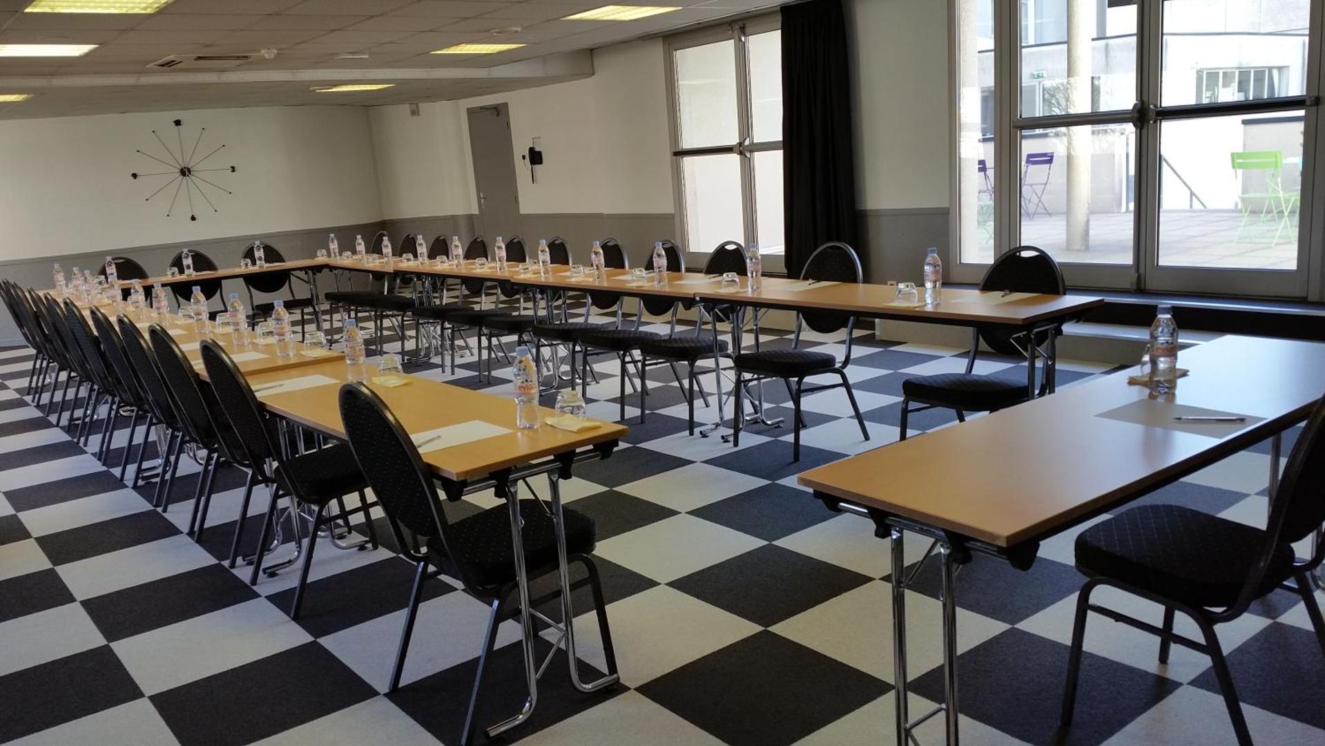 Hotel Kyriad Tours - Saint Pierre des Corps - Gare