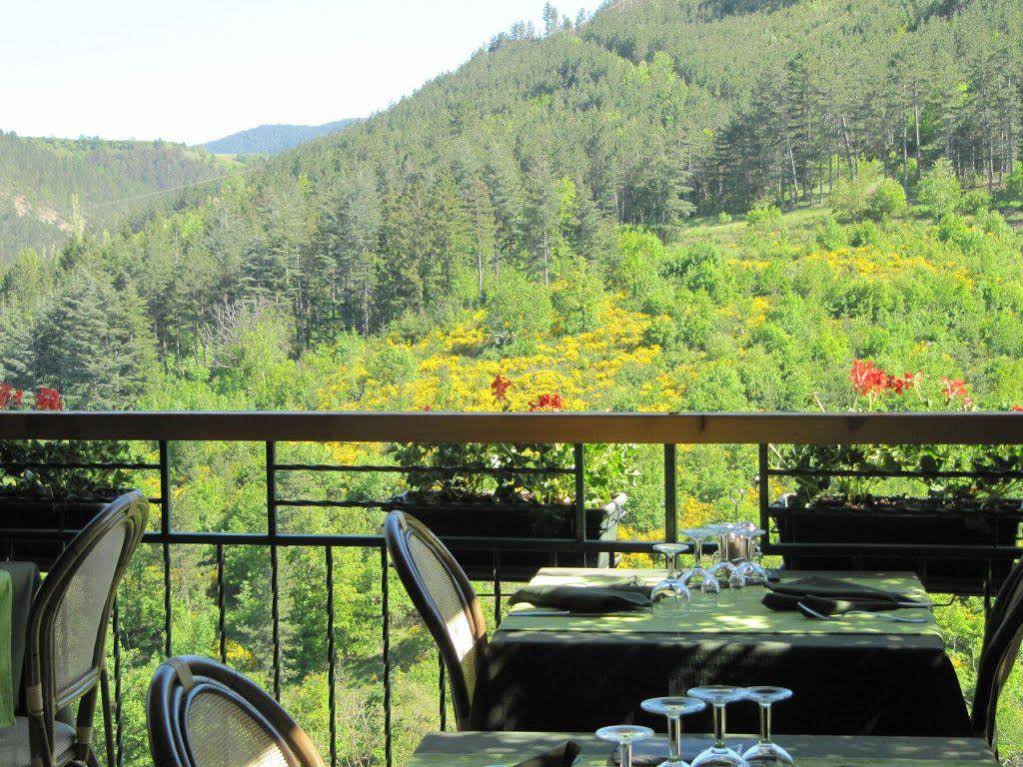 Hotel des Rochers