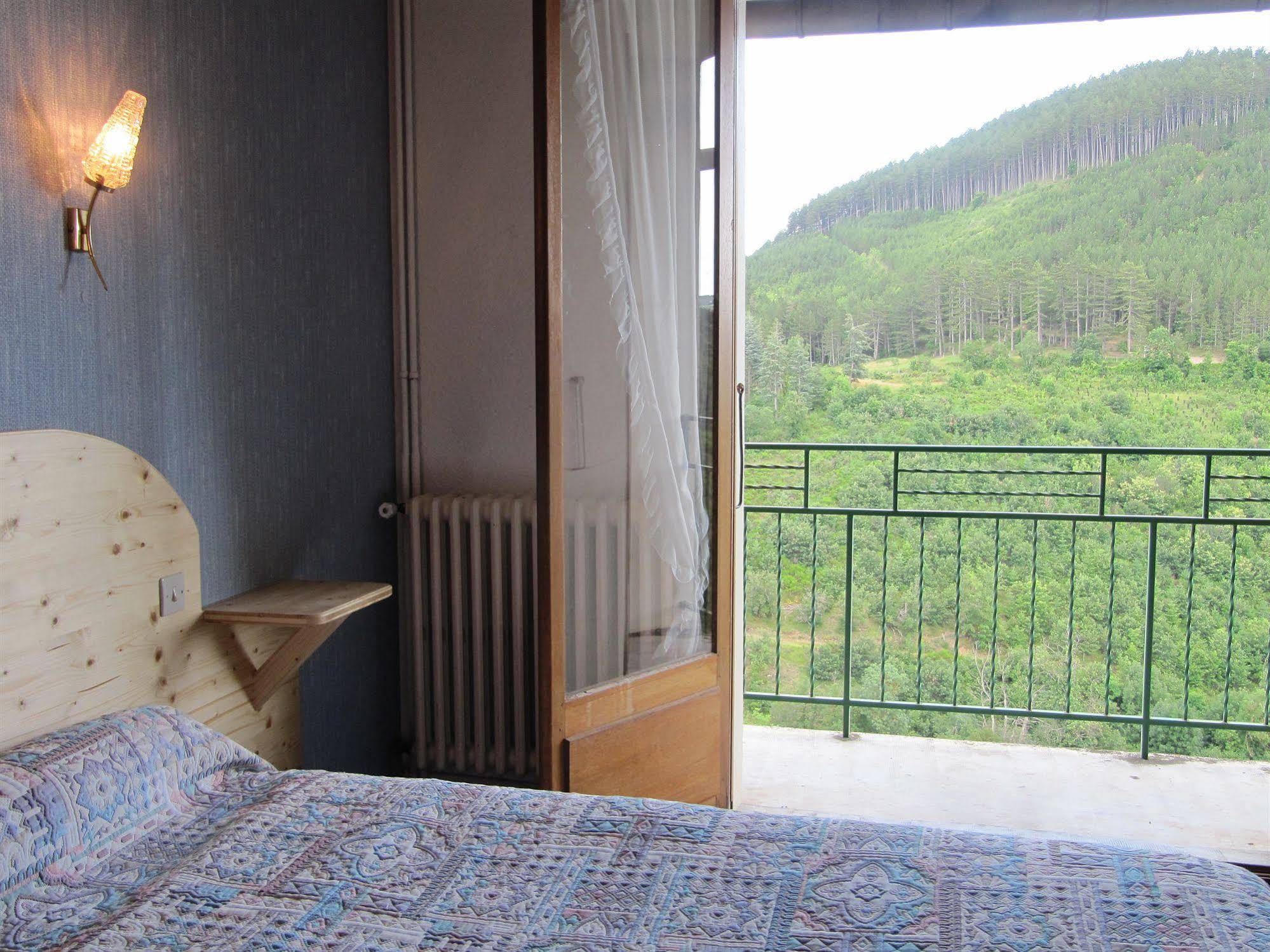Hotel des Rochers