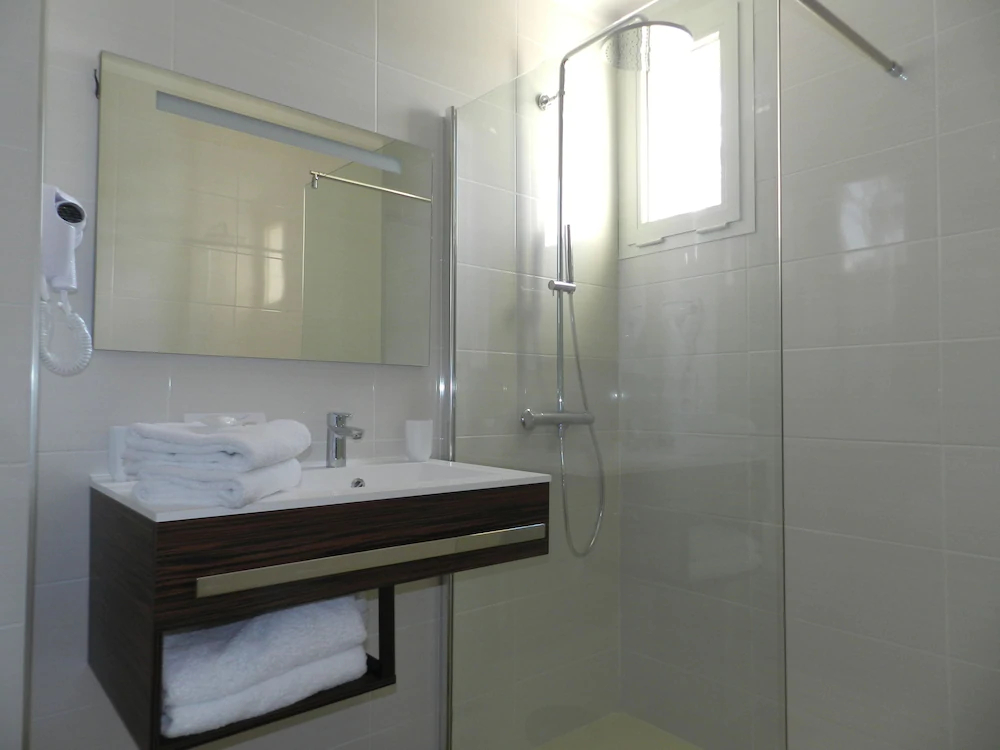 Hôtel Corniche du Liouquet