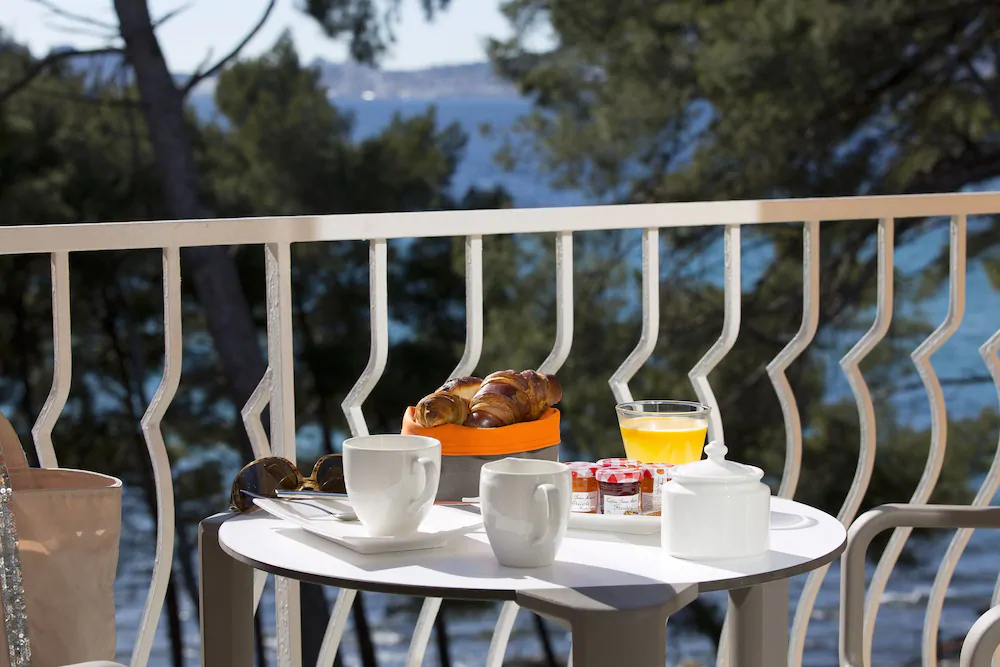 Hôtel Corniche du Liouquet