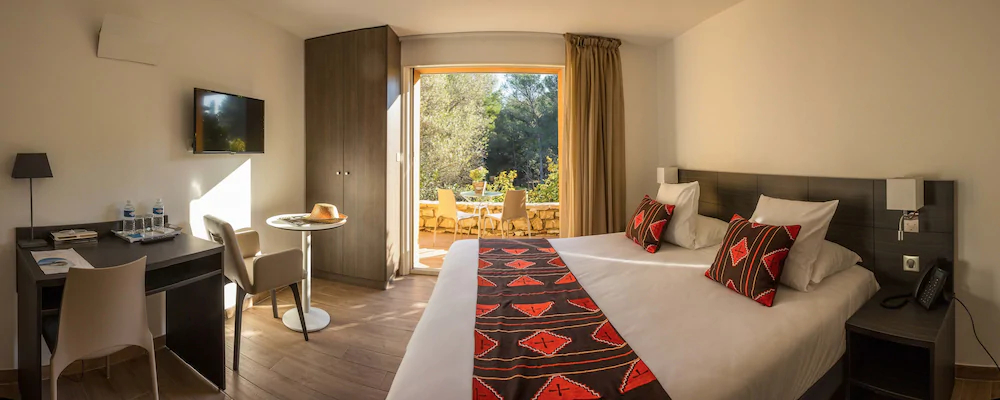 Hôtel Corniche du Liouquet