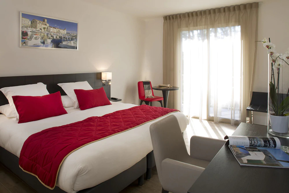 Hôtel Corniche du Liouquet