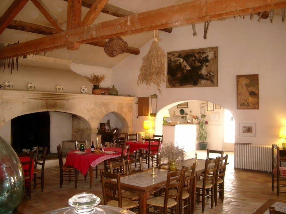 Cacharel Hotel