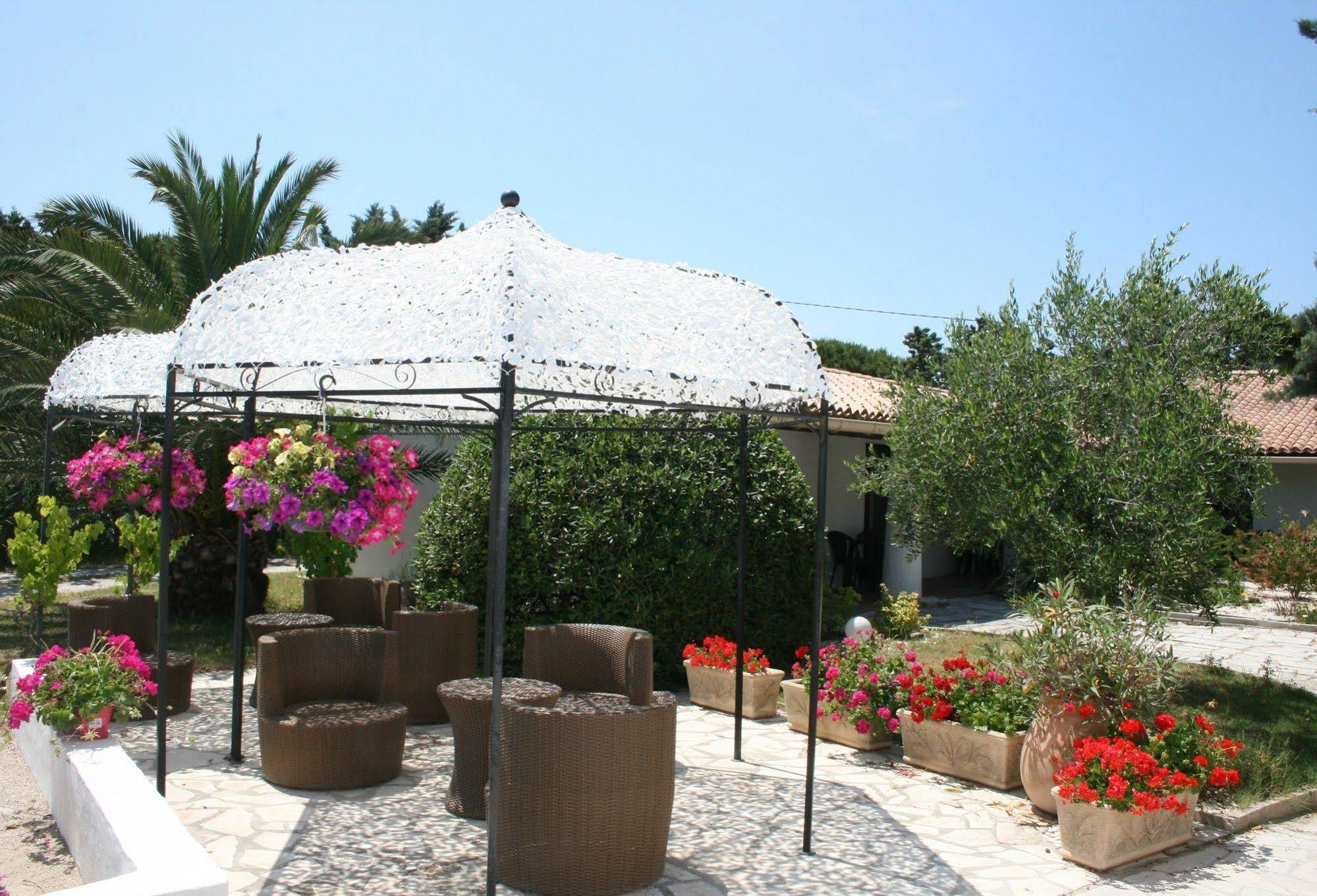 Hotel Les Rizieres