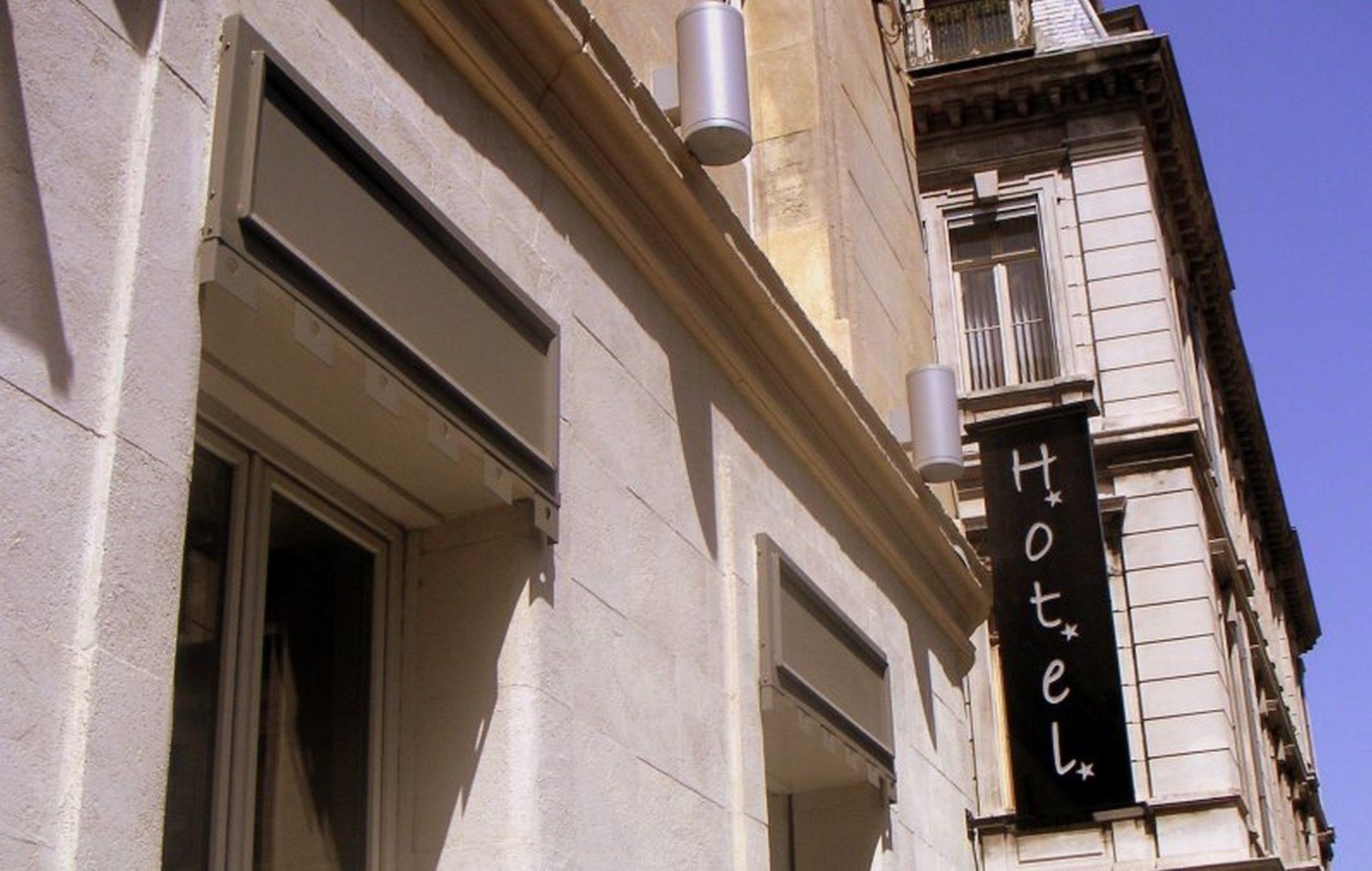 Adonis Marseille Vieux-Port Hotel du Palais