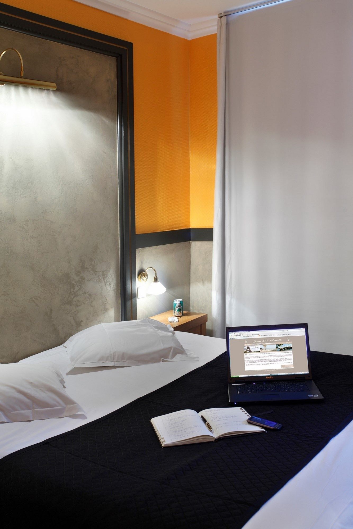Adonis Marseille Vieux-Port Hotel du Palais