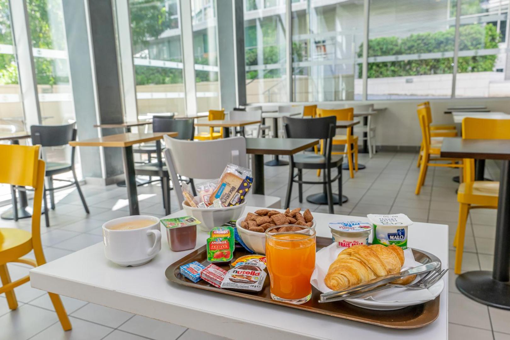 B&B Hôtel Marseille Euromed