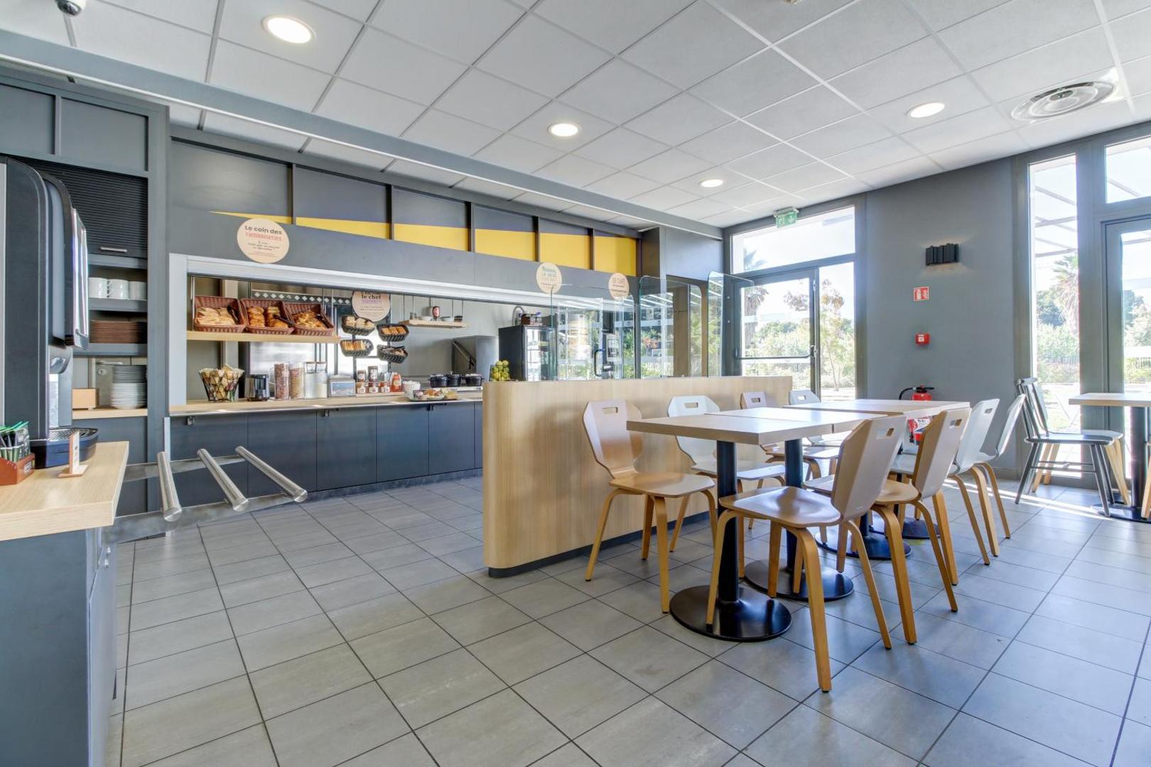 B&B HOTEL Marseille Prado Vélodrome