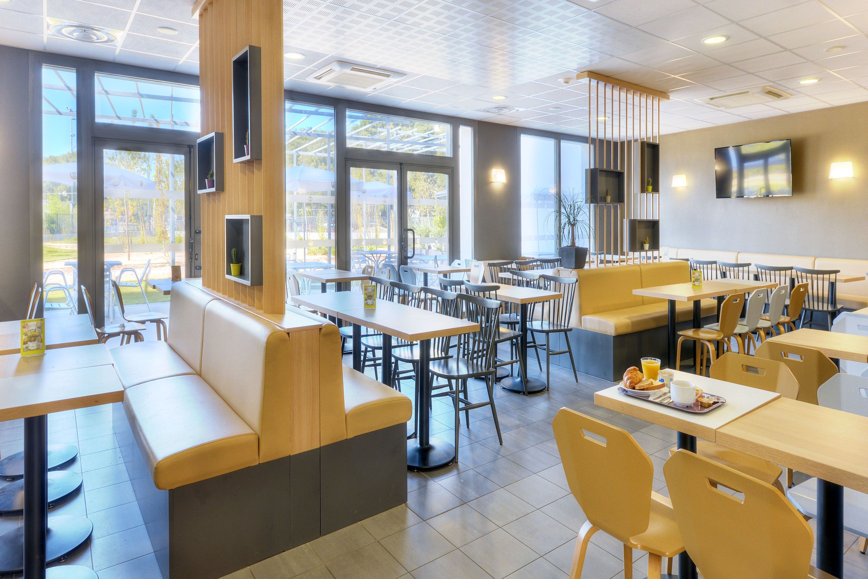 B&B HOTEL Marseille Prado Vélodrome