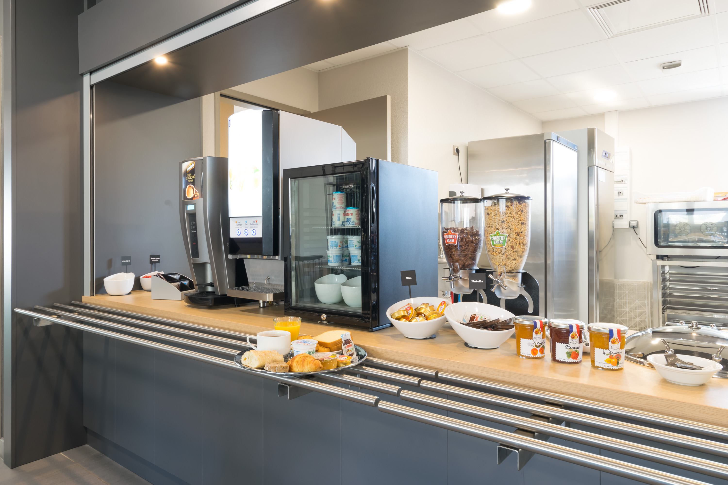B&B HOTEL Marseille la Valentine Saint Mene