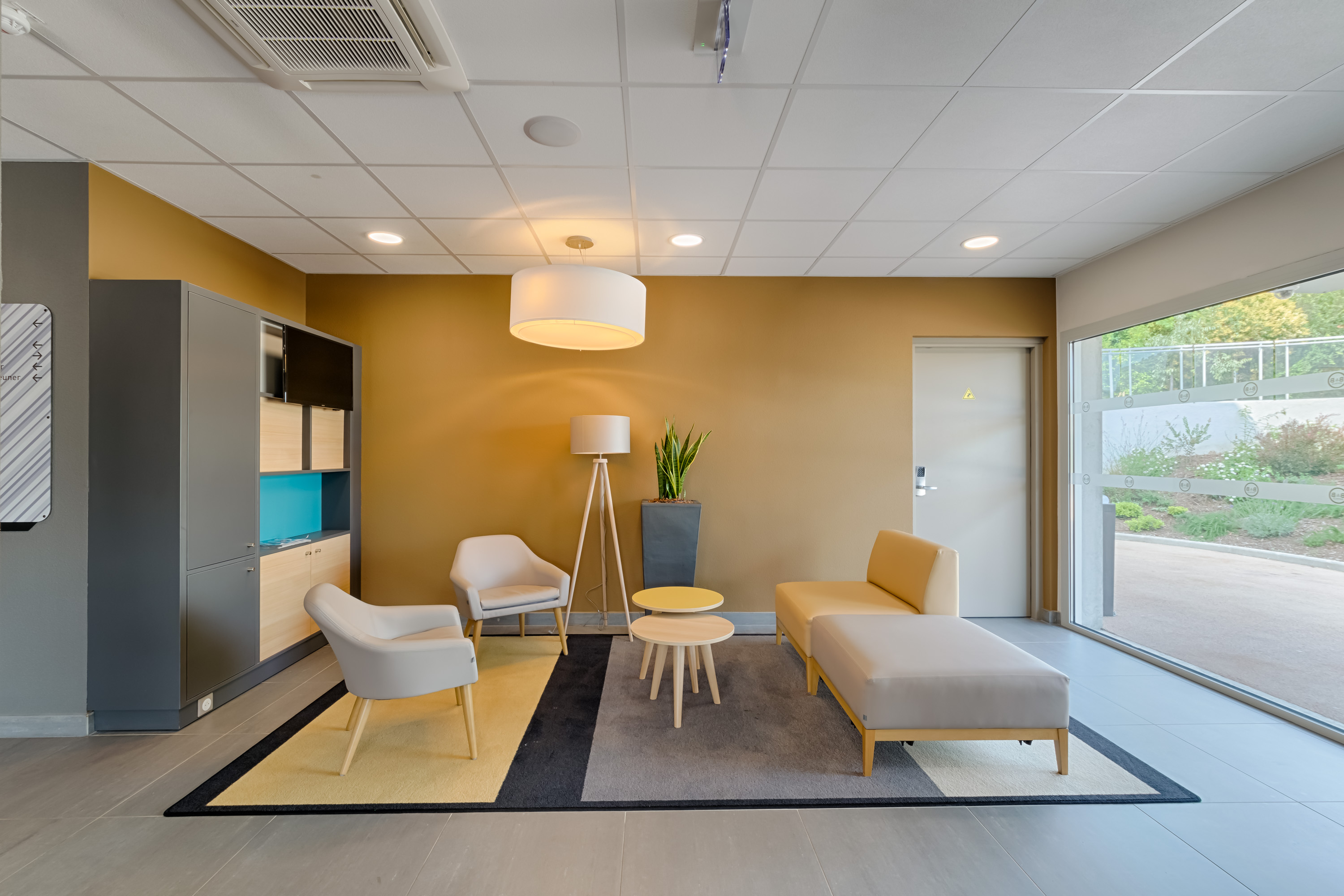 B&B HOTEL Marseille la Valentine Saint Mene