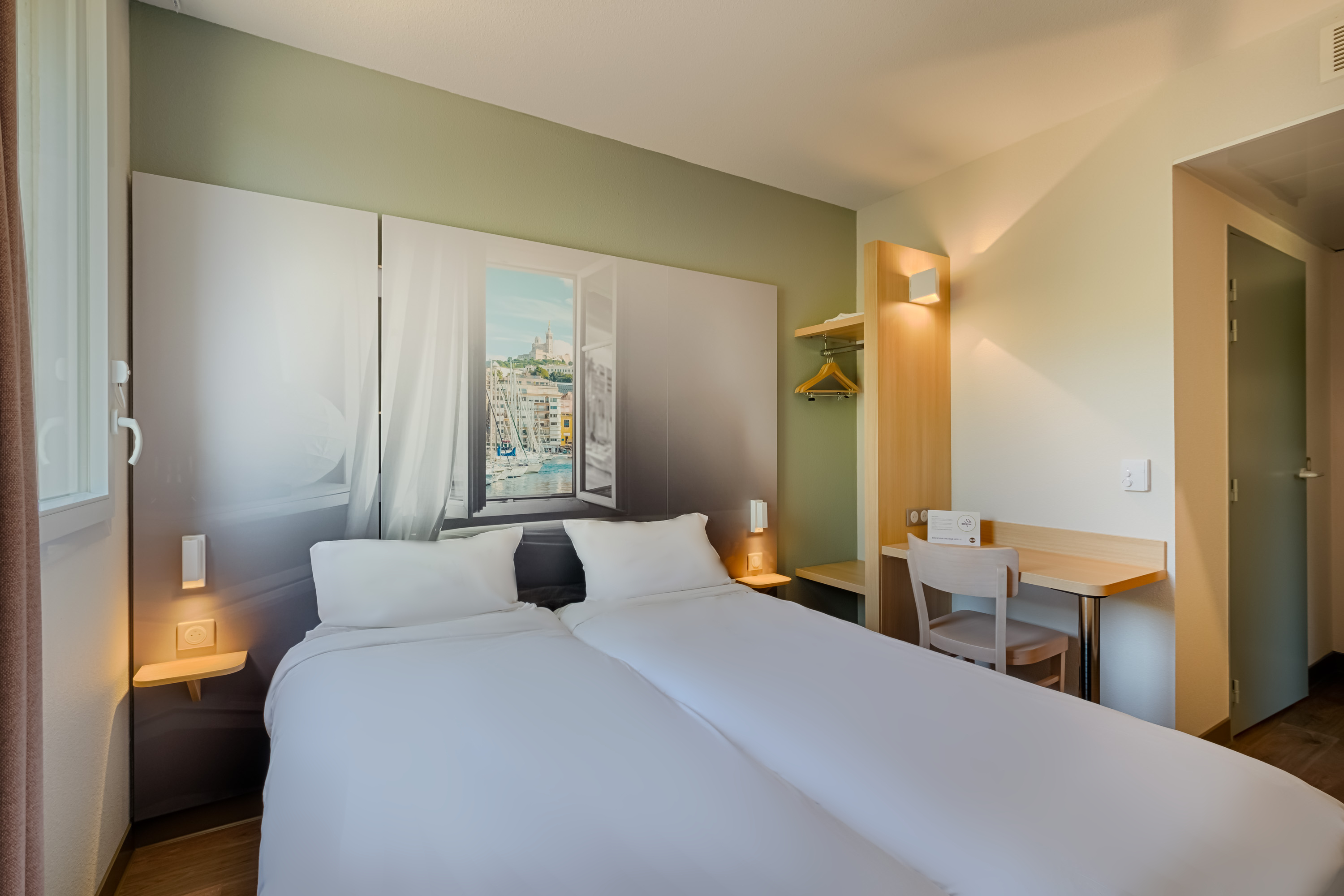 B&B HOTEL Marseille la Valentine Saint Mene