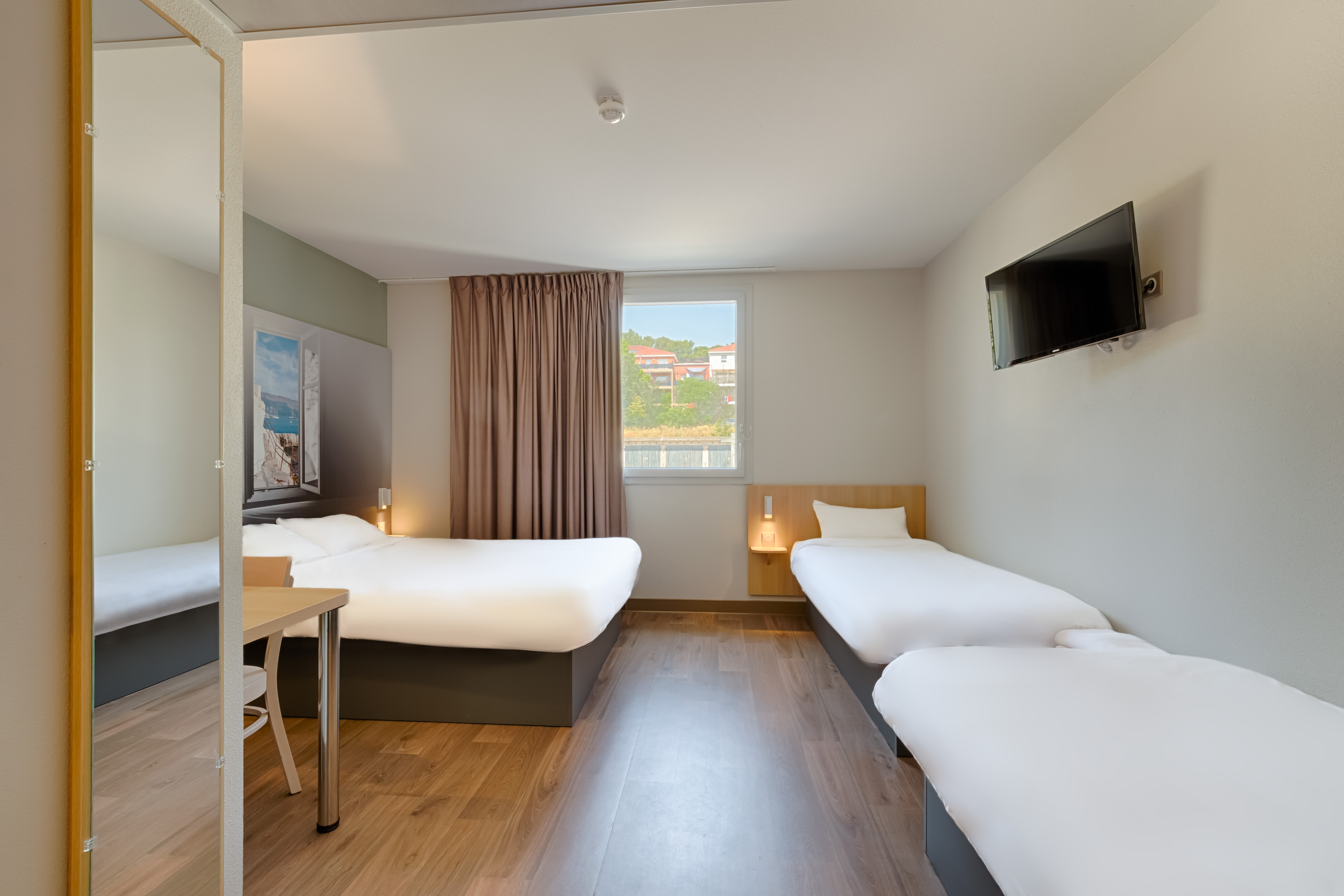 B&B HOTEL Marseille la Valentine Saint Mene