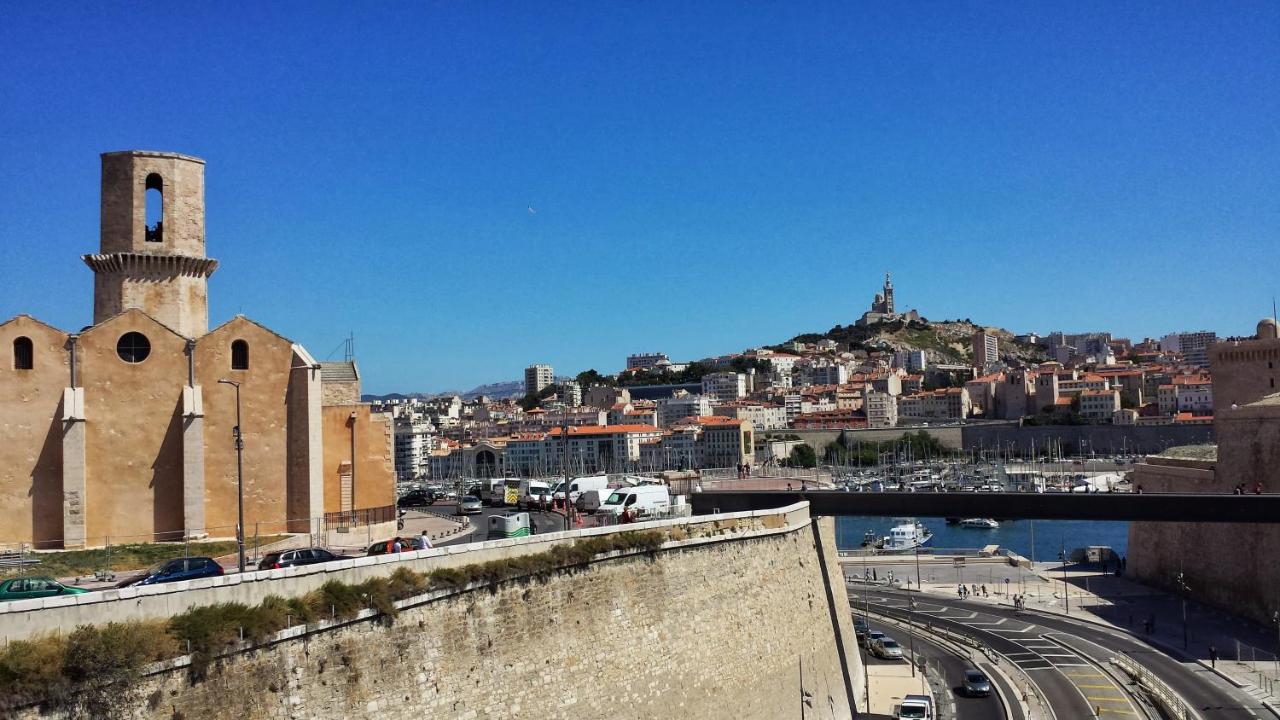 Carré Vieux Port