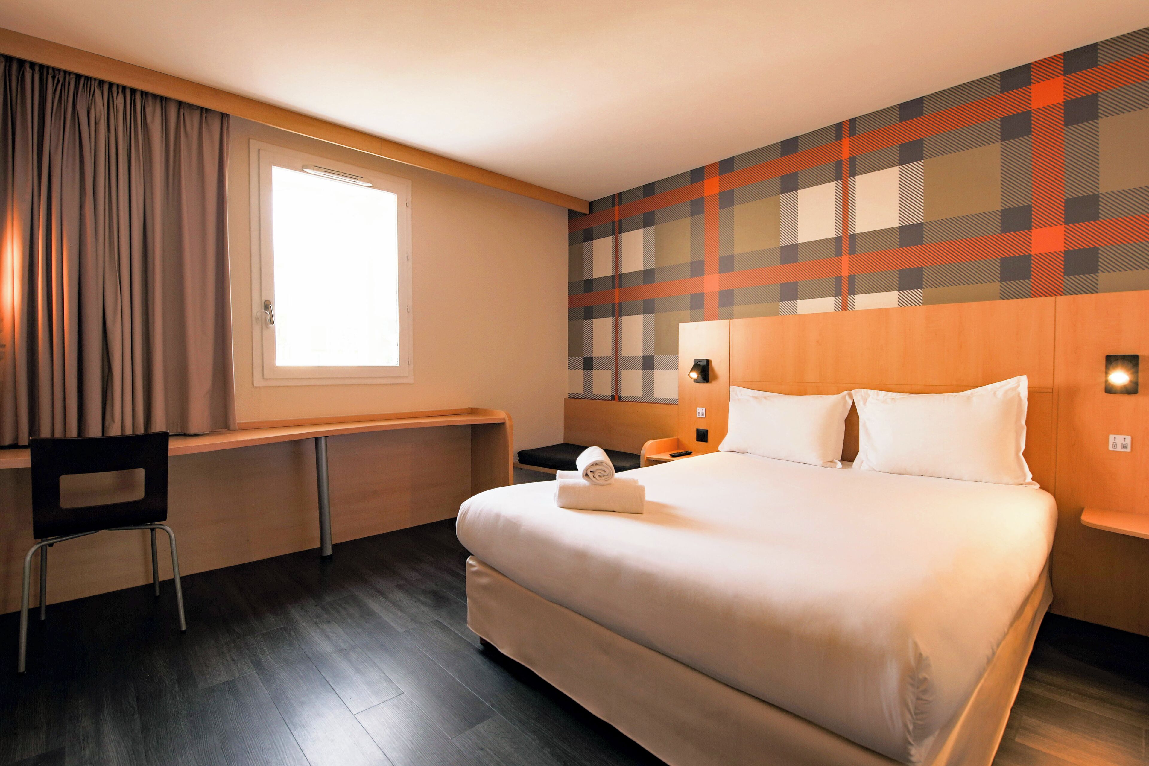 EasyHotel Marseille Euromed