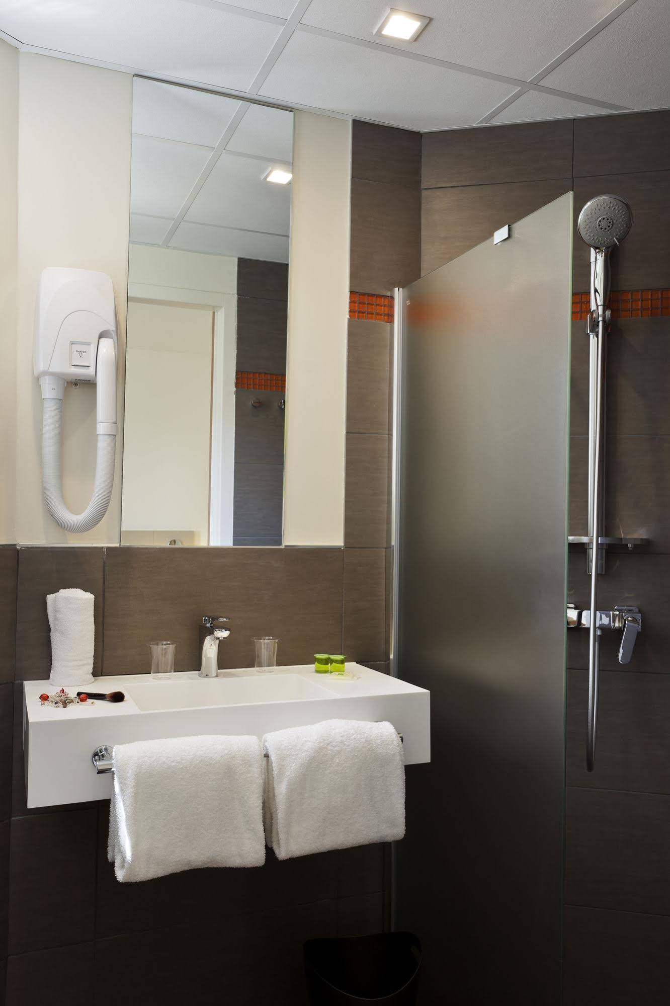 B&B Hotel Marseille Centre La Timone