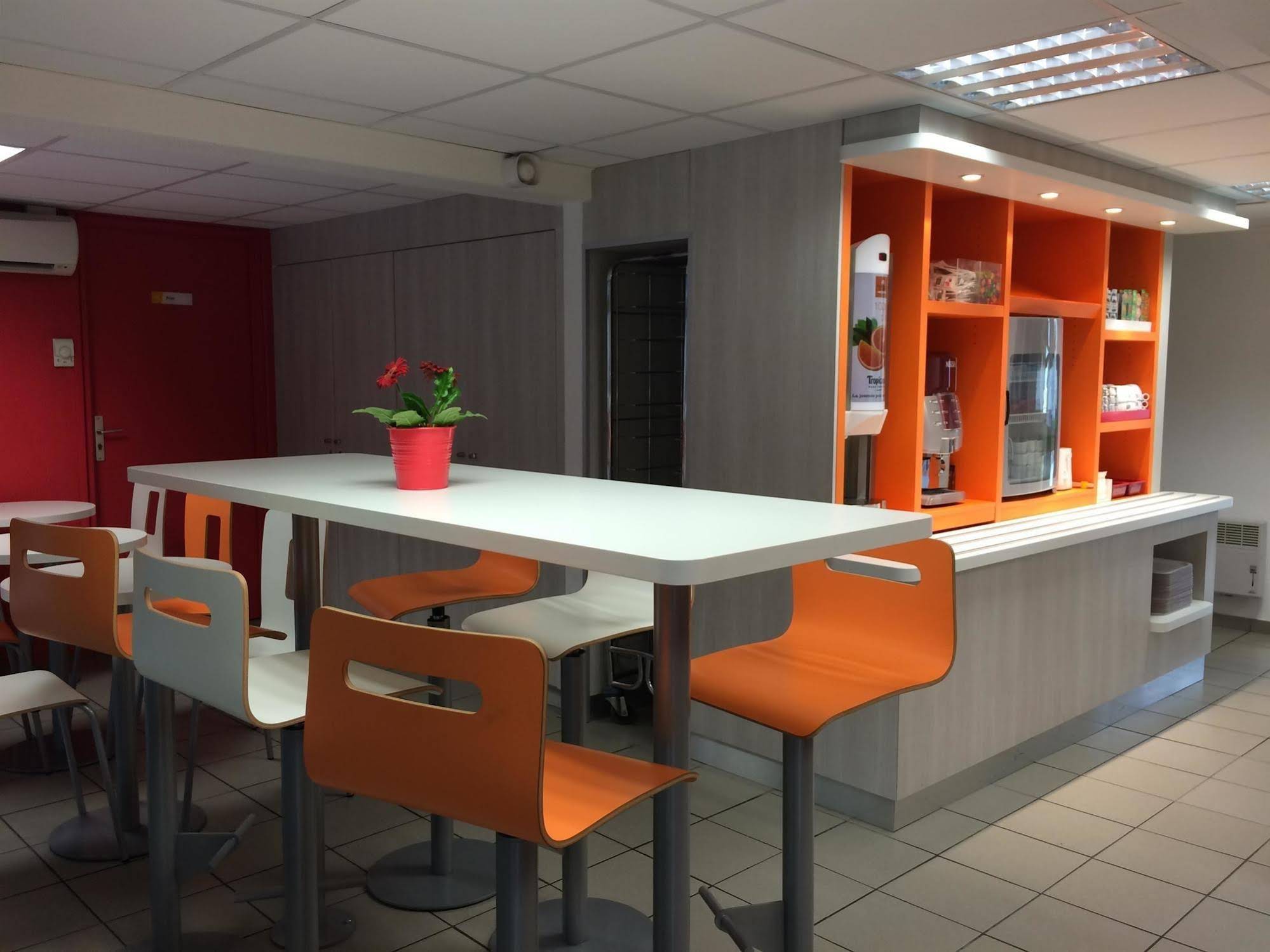 Hotel Premiere Classe Marseille Est - La Valentine
