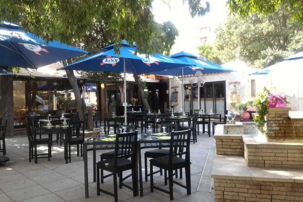 Hotel-Restaurant Les Cigalons