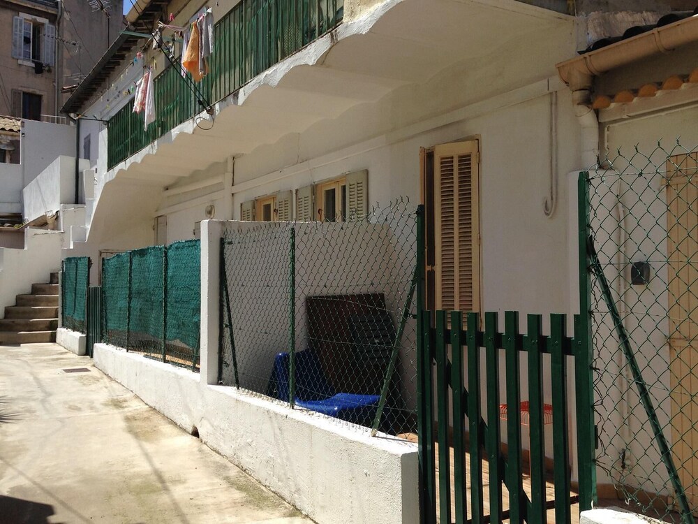 Les Terrasses De Gyptis Et Protis