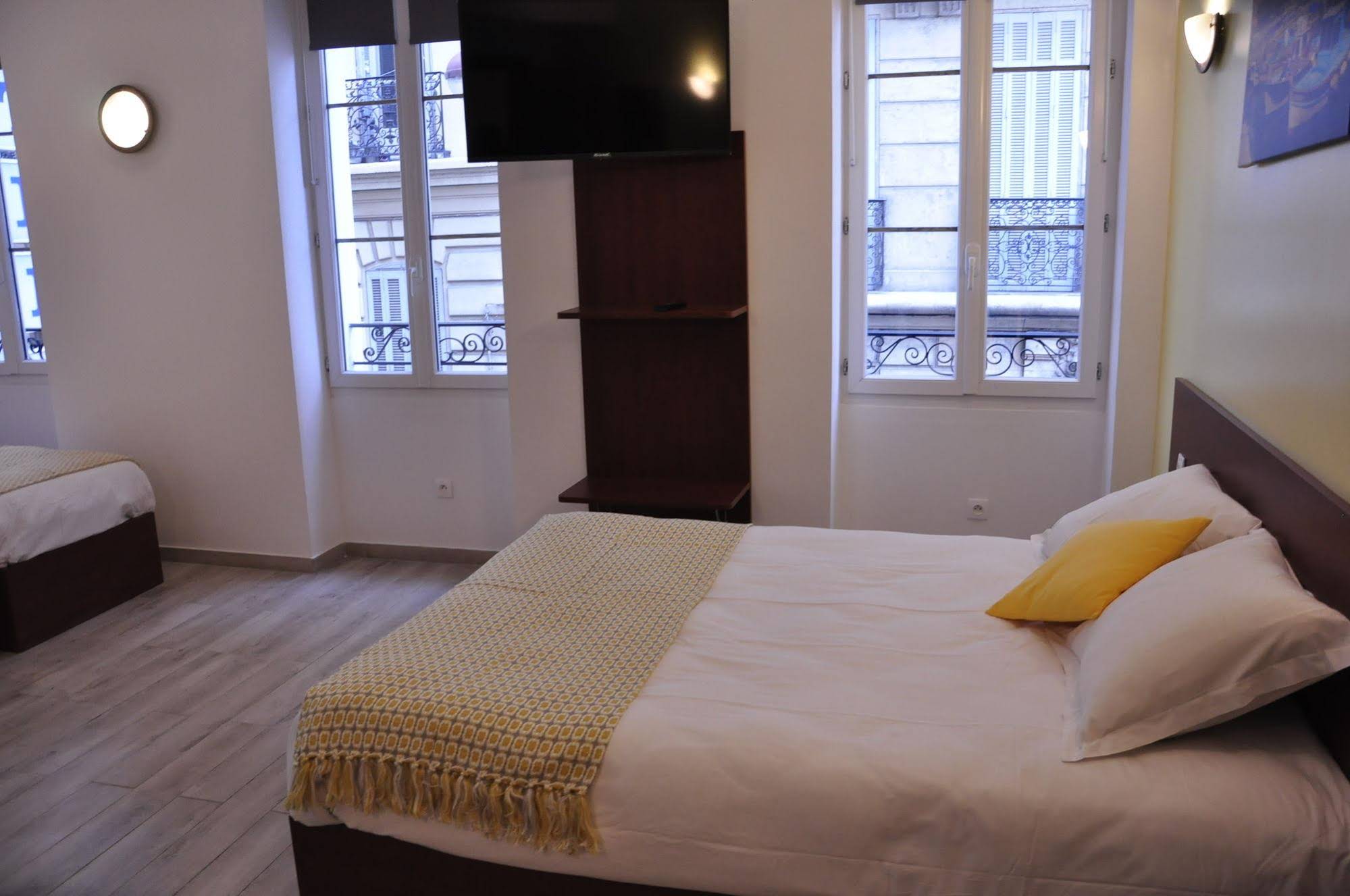 Massilia Hotel