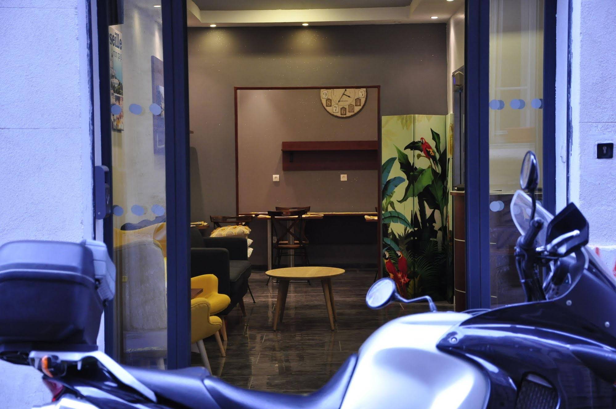 Massilia Hotel