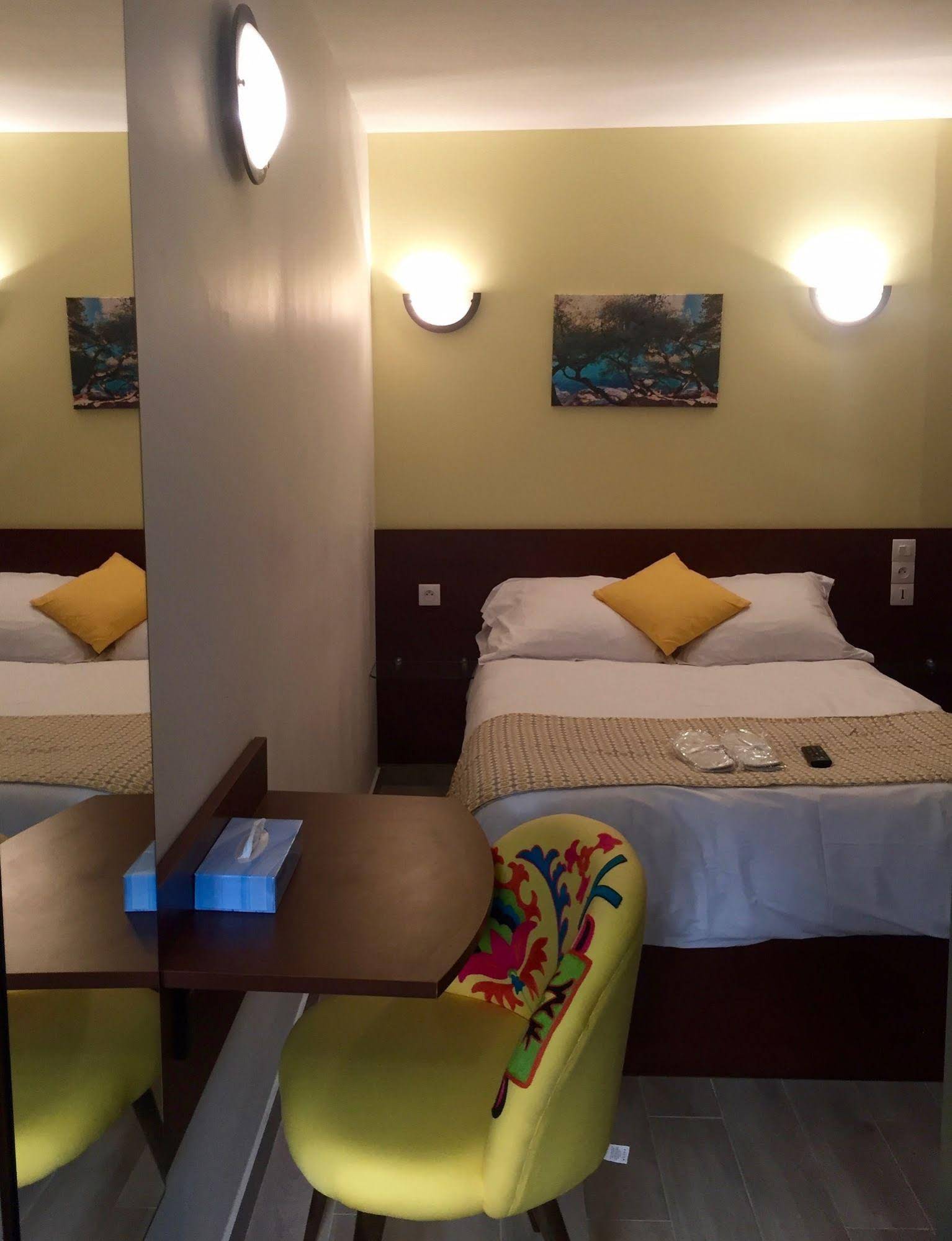 Massilia Hotel