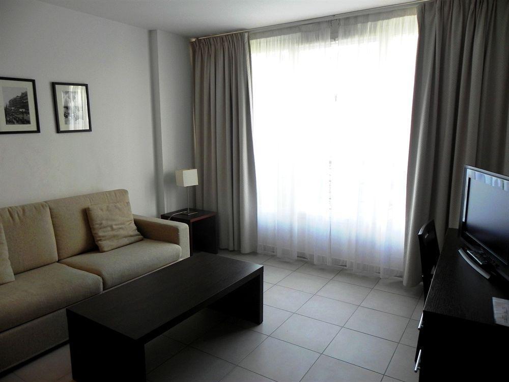 Residence Services Calypso