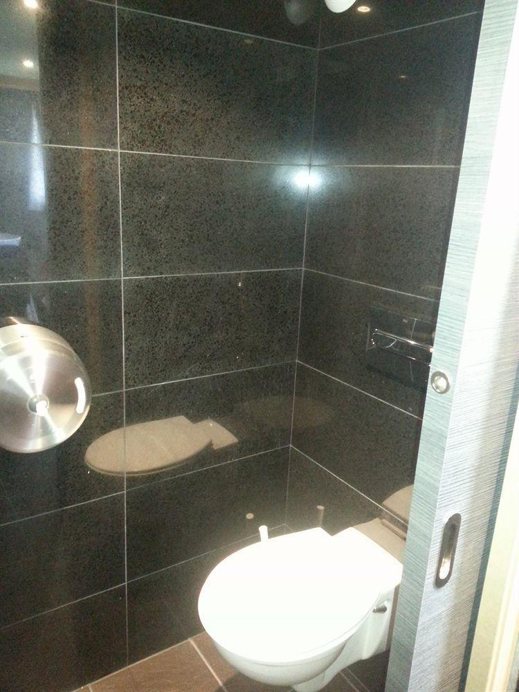 Brit Hotel Porte d'Espagne