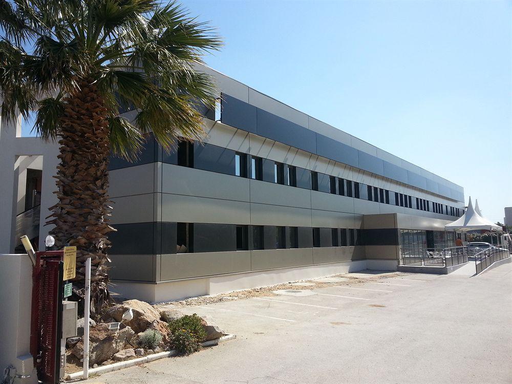 Brit Hotel Porte d'Espagne