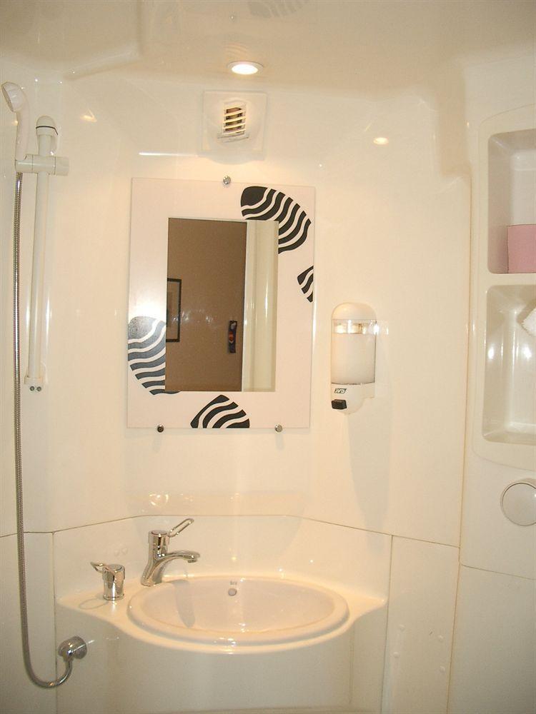 Brit Hotel Porte d'Espagne