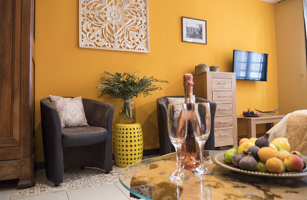 Suites Coronell d'En Vila