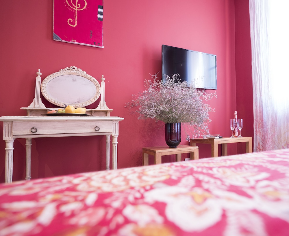 Suites Coronell d'En Vila