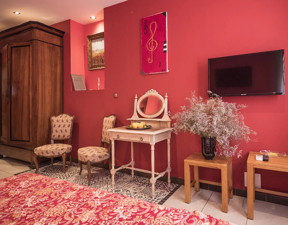 Suites Coronell d'En Vila