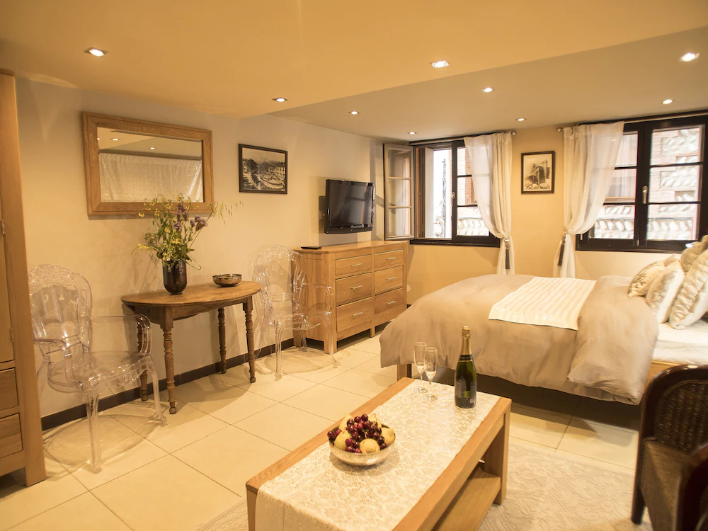 Suites Coronell d'En Vila