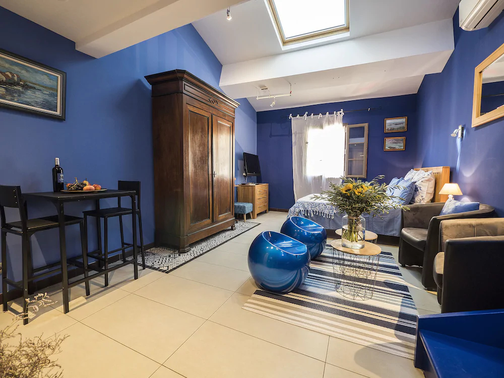 Suites Coronell d'En Vila