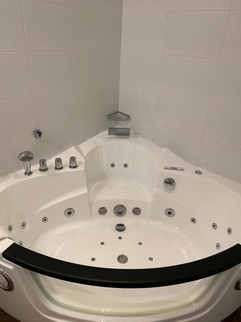 The Originals City, Hôtel Les Dômes, Perpignan Sud Saleilles