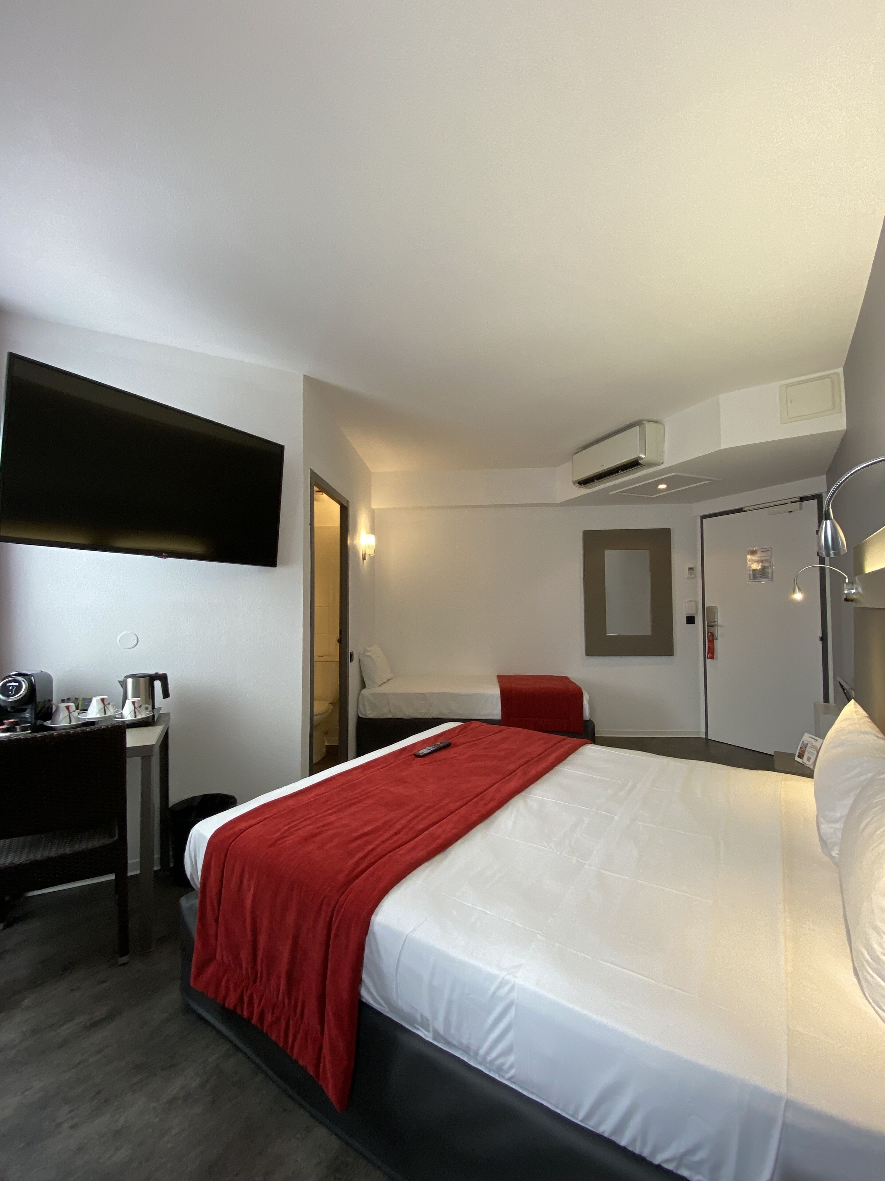 The Originals City, Hôtel Les Dômes, Perpignan Sud Saleilles