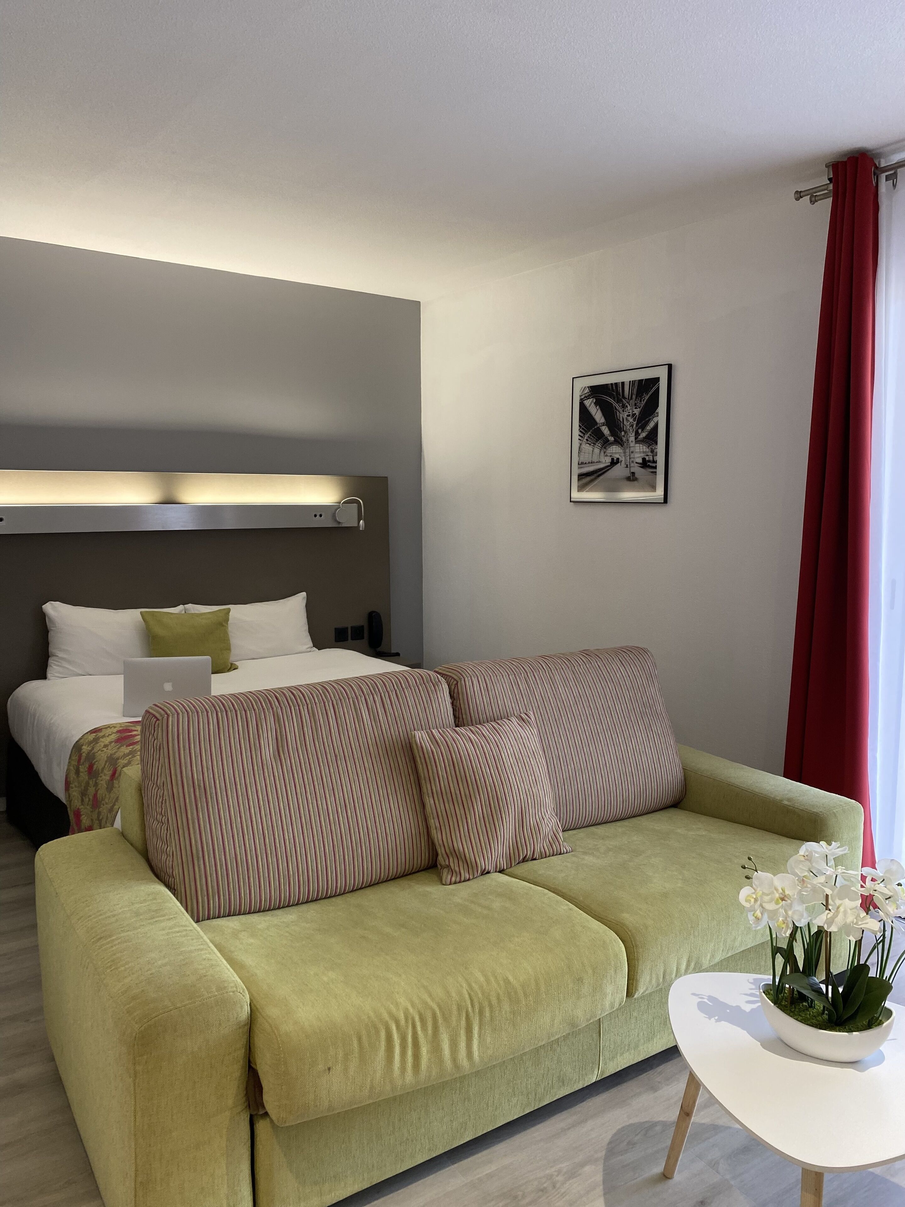 The Originals City, Hôtel Les Dômes, Perpignan Sud Saleilles