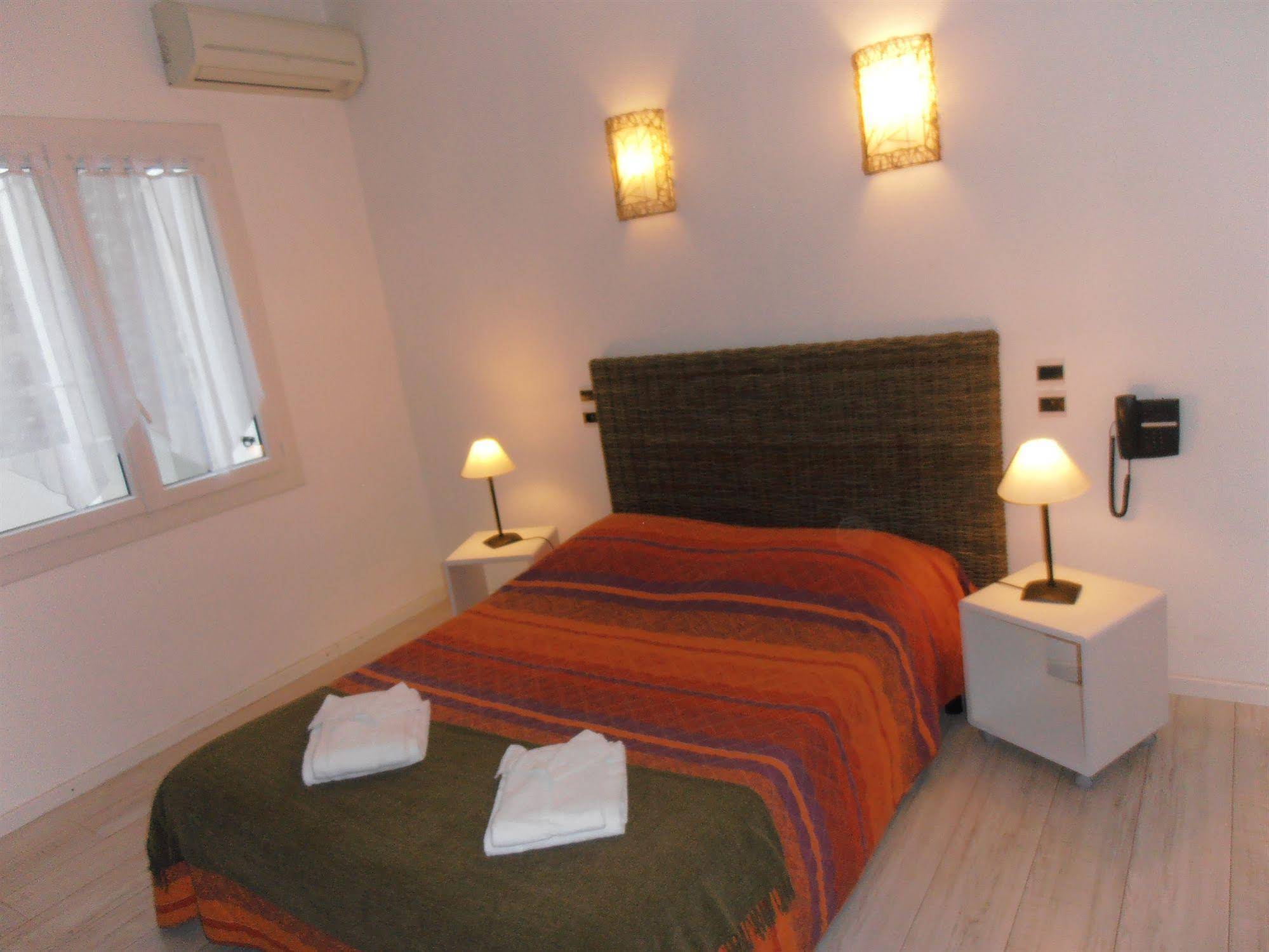 Hotel Le National