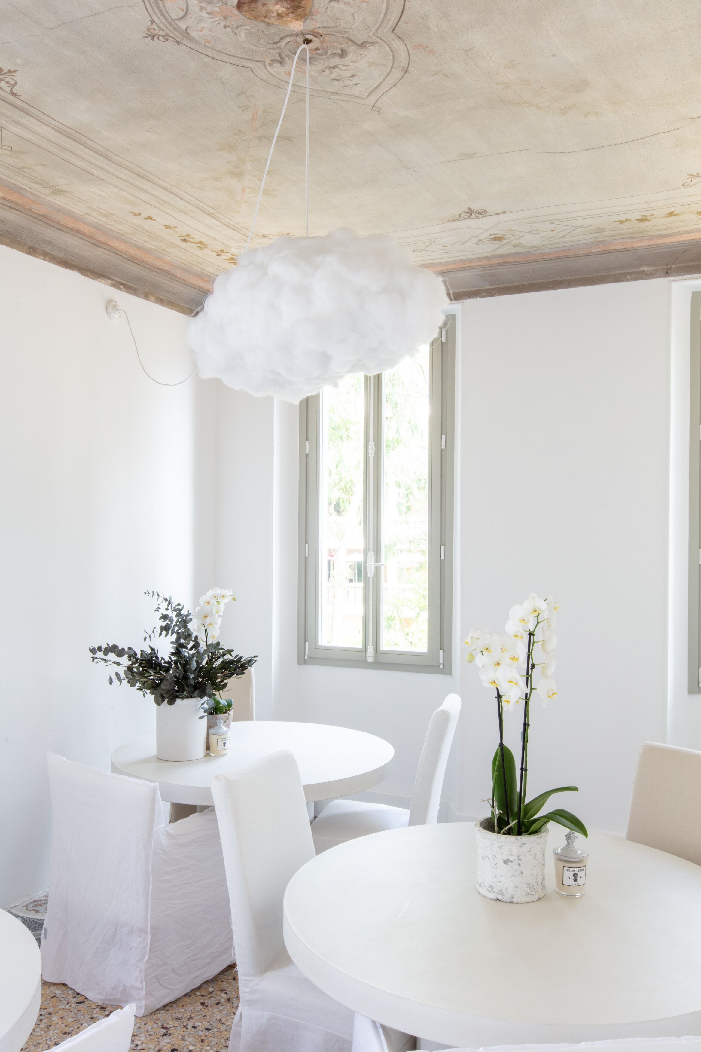 La Batisse En Blanc