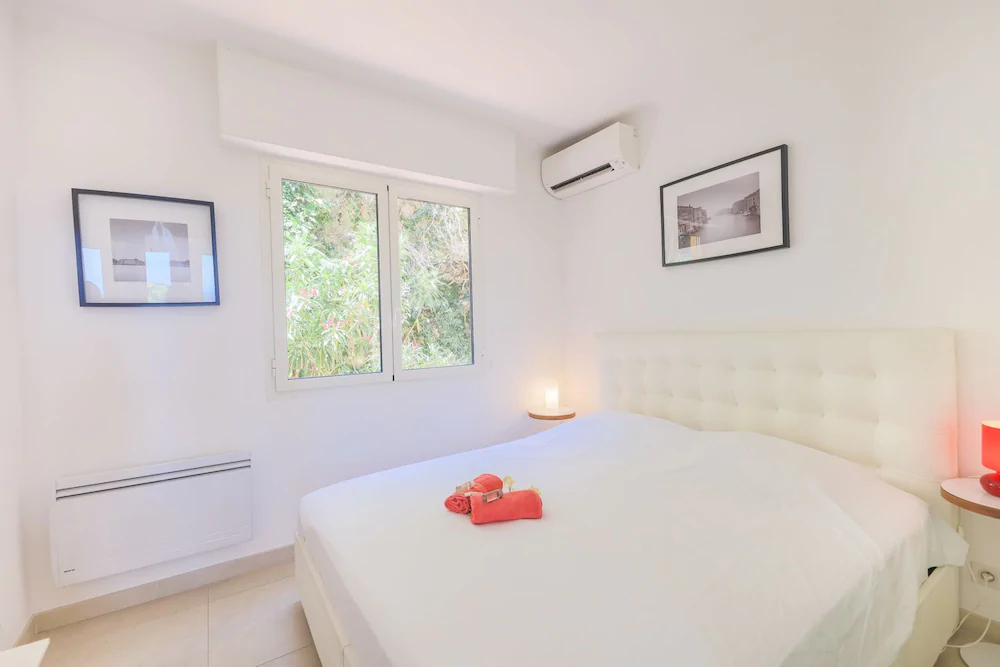 Villa Henrietta by Riviera Holiday Homes