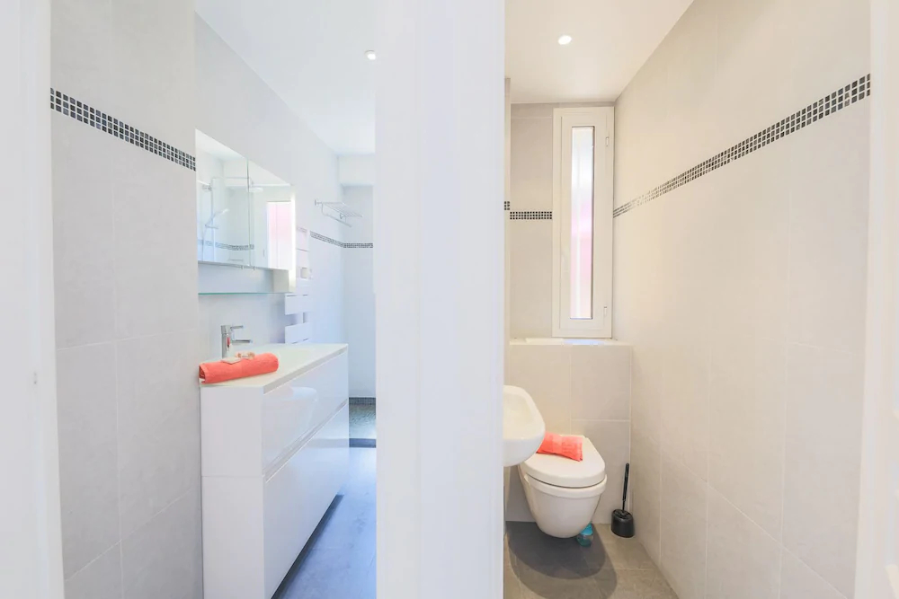 Villa Henrietta by Riviera Holiday Homes