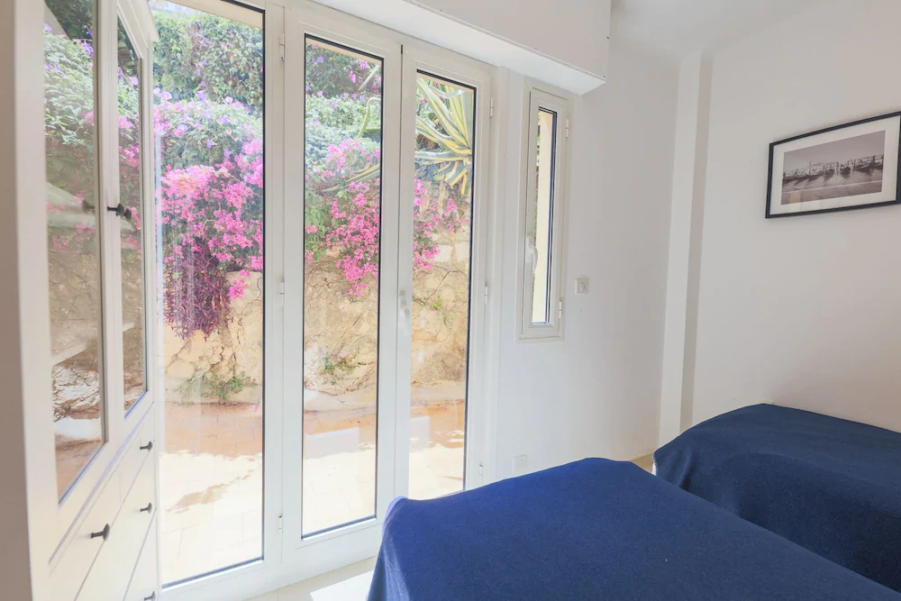 Villa Henrietta by Riviera Holiday Homes