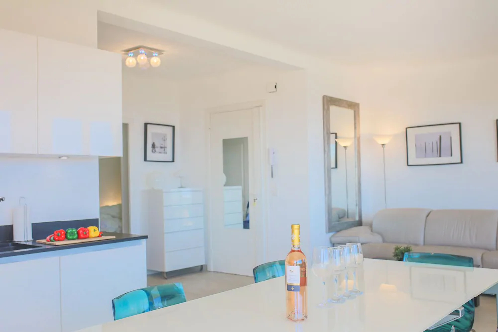 Villa Henrietta by Riviera Holiday Homes