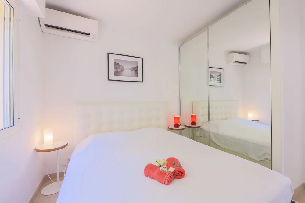 Villa Henrietta by Riviera Holiday Homes