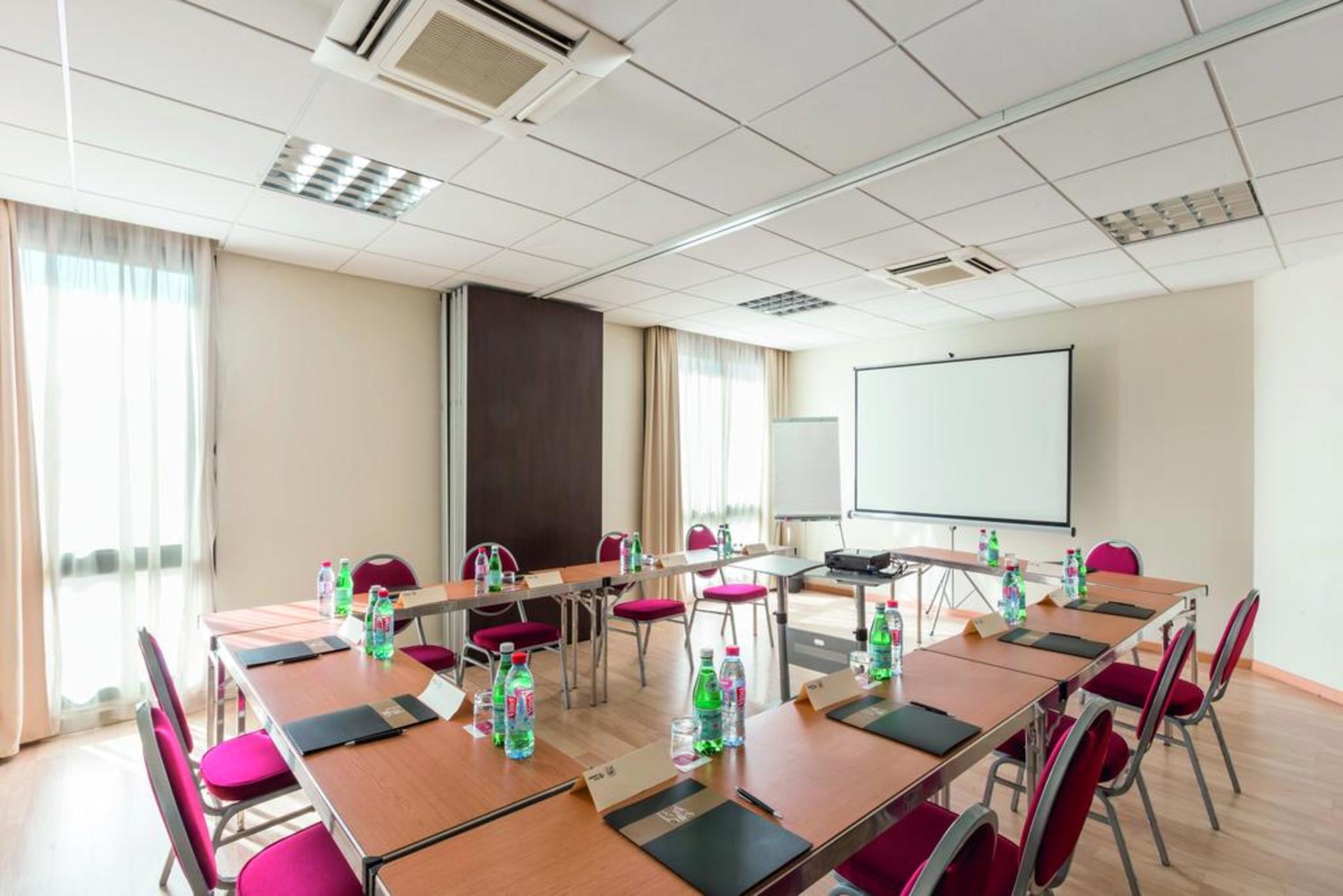 Clarion Aparthotel Toulouse Blagnac Airport